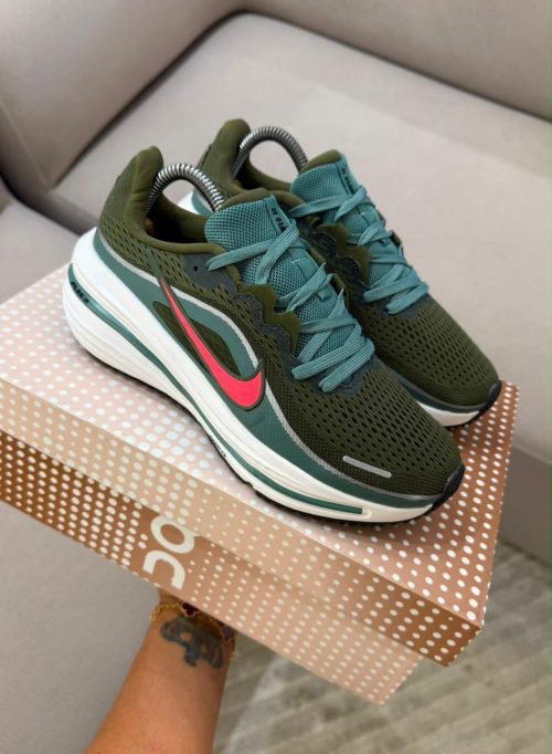 04b3fd8a-c237-4faa-823e-54103048286b.jpg NIKE WINFLO