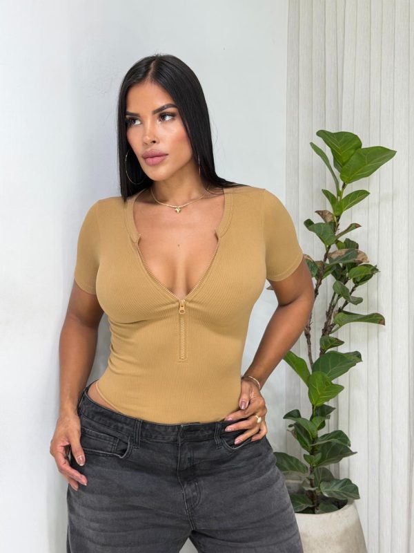 29800723-cf39-4bac-aef6-9a3859336fcd.jpg 🥳🥳BODY AMERICANO CIERRE