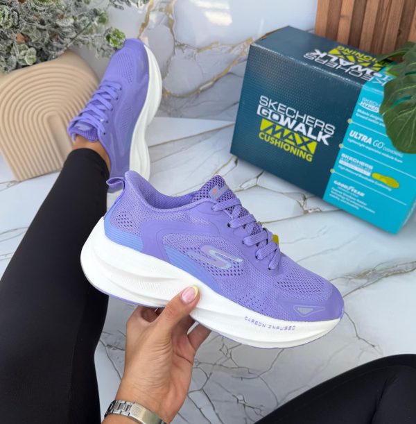SKECHERS