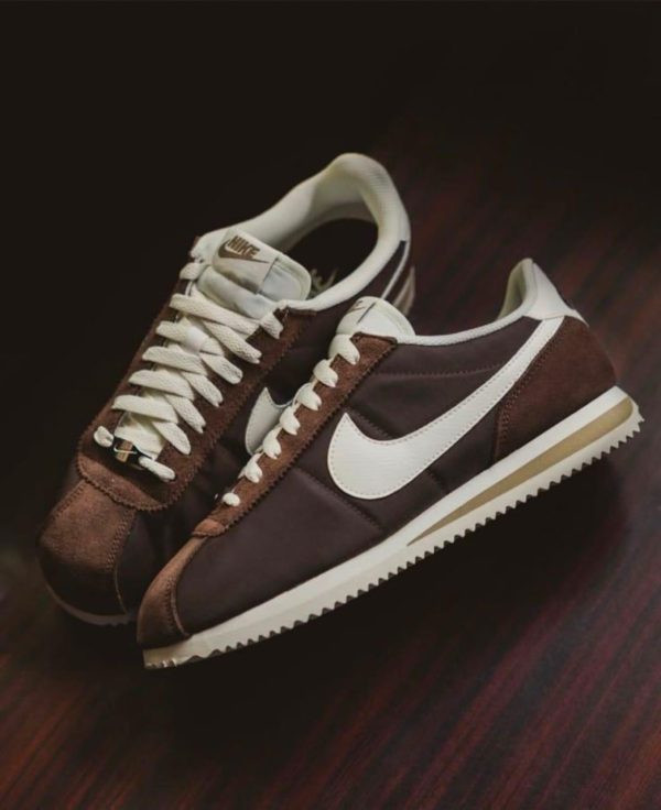NIKE CORTEZ