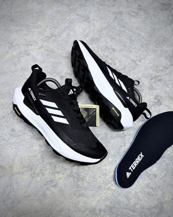 ADIDAS TERREX