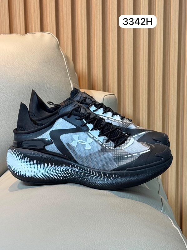 UNDER ARMOUR HORV