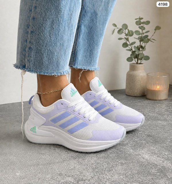 4ca6b476-5cc3-47b8-bda0-9e99bb61a990.jpg ADIDAS BOUNCE