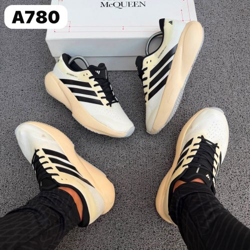 4f2978c3-0eb2-423b-b372-313c42d1529f.jpg ADIDAS