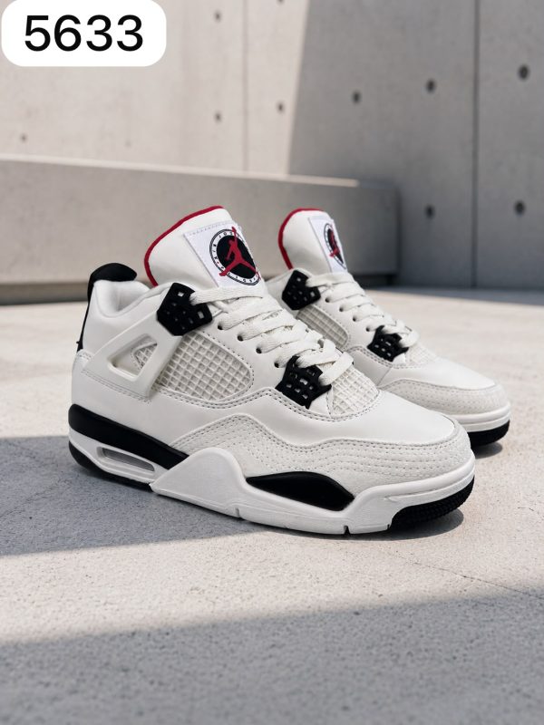 JORDAN RETRO 3