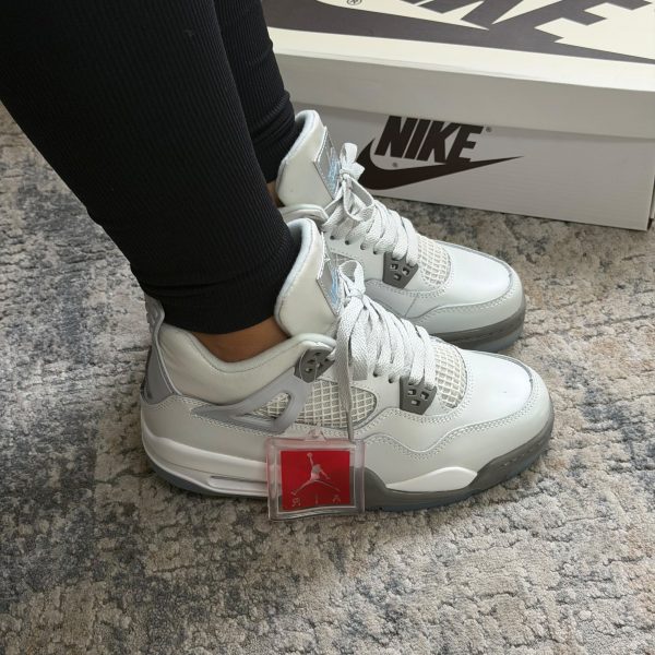JORDAN RETRO