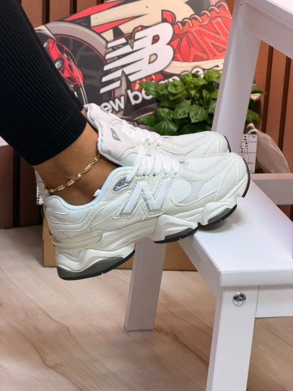 6c9509ed-7297-4d4b-84df-b0203a5b17ab.jpg NEW BALANCE