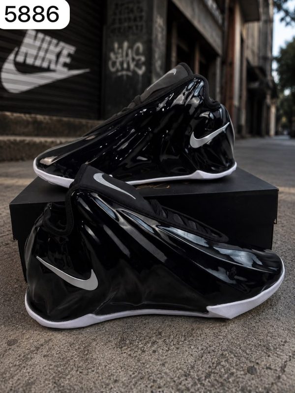 NIKE GT FUTURE