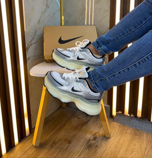 NIKE RUN REAL