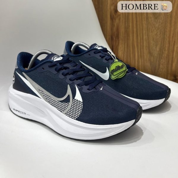 NIKE AIR ZOOM