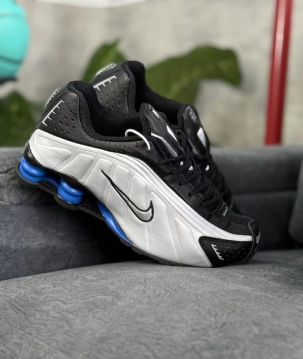 7ee45625-4acf-46a0-9b31-4b4f312745be.jpg NIKE SHOX
