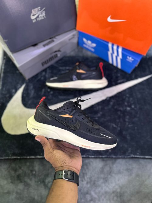 NIKE ZOOM