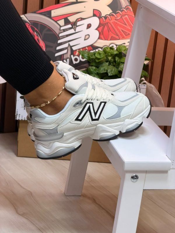 873c090f-7e5f-48a1-bda0-0501fca78532.jpg NEW BALANCE