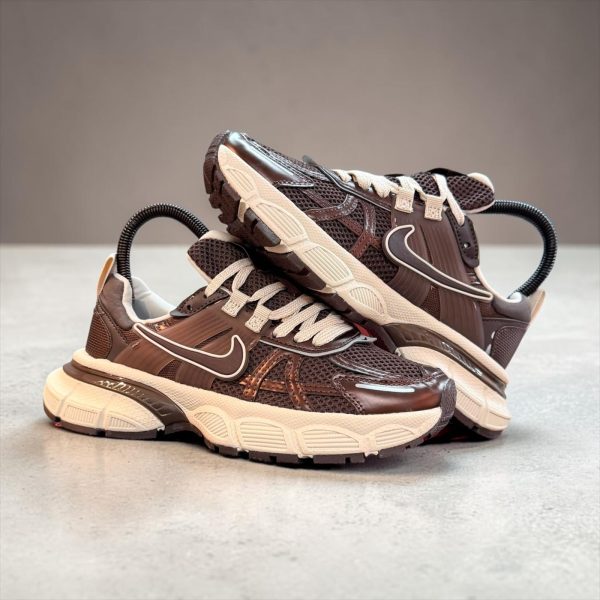 920e2831-27d0-48e9-aa7a-7aec5ca48922.jpg NIKE v2k