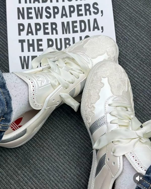 ADIDAS SAMBA