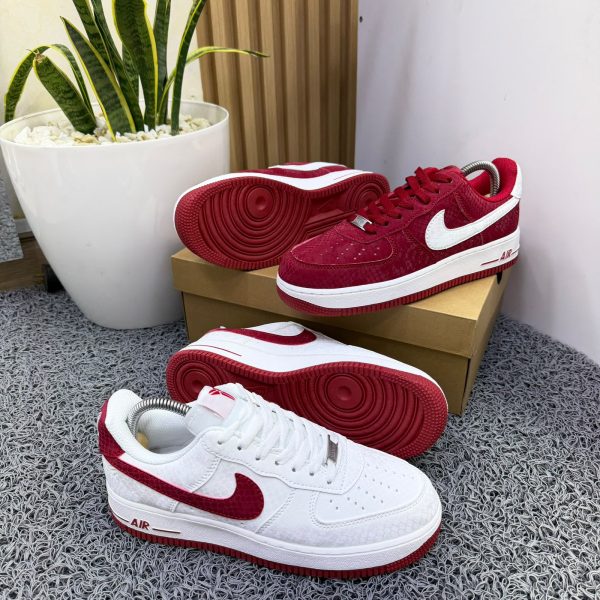 NIKE KOBE BRYANT