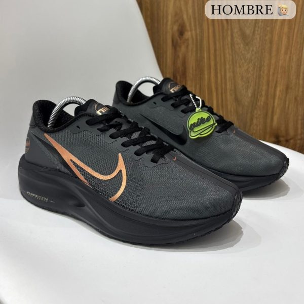 NIKE AIR ZOOM