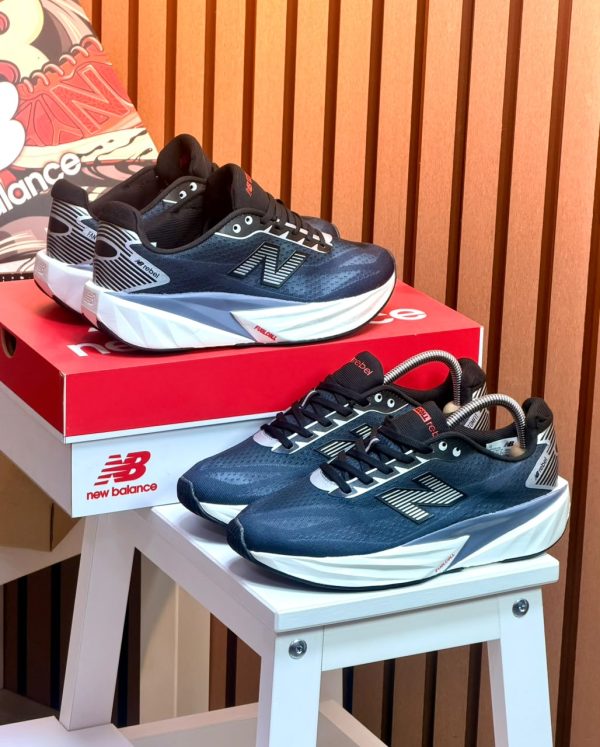 NEW BALANCE FUELCELL