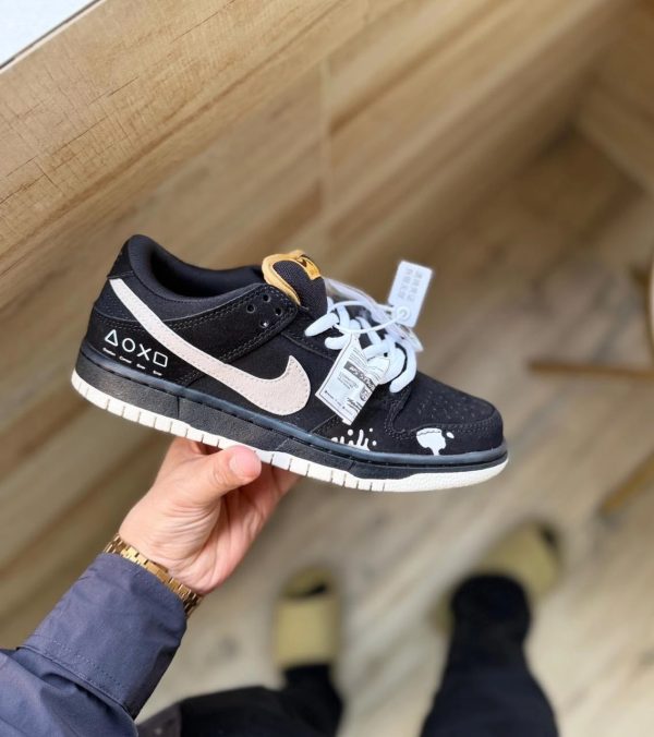 b9b0088f-123f-455b-9489-5c89185d0abd.jpg NIKE SB PLAY STATION