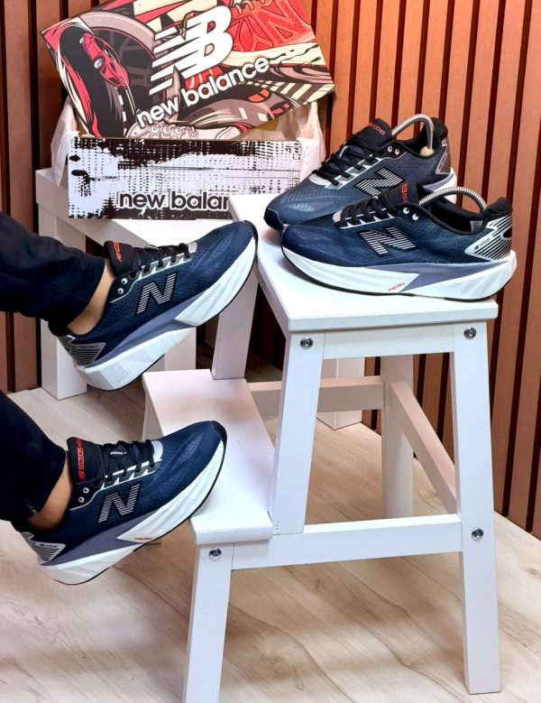 NEW BALANCE FUELCELL