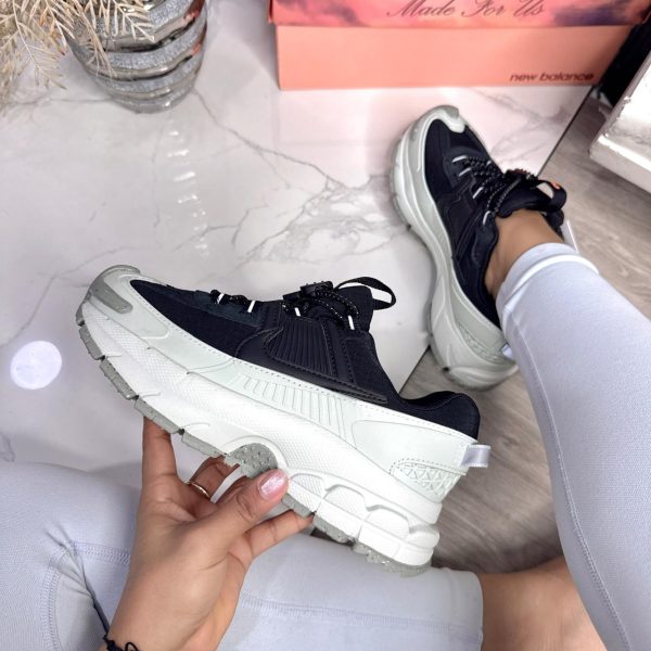 NIKE VOMERO ROAM