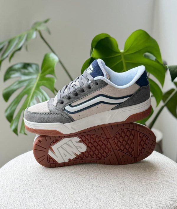 VANS HYLANE