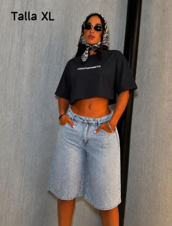 CAMISETA CORTA OVERSIZE