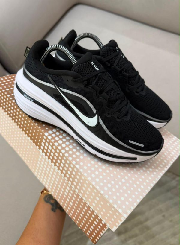 NIKE WINFLO