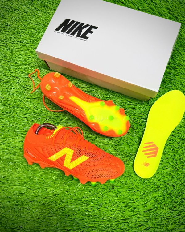 GUAYO NEW BALANCE Promo