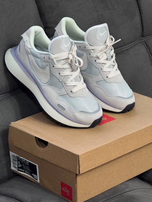 d301c266-ff17-4afd-b416-924ddd511d82.jpg NIKE WAFFLE
