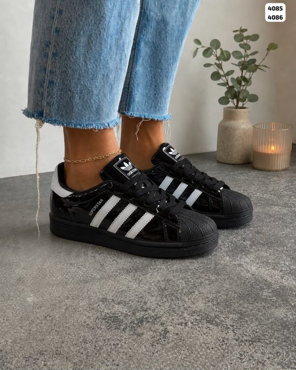 ADIDAS SUPERSTAR