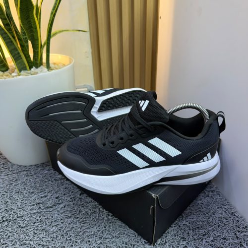 ADIDAS SUPERNOVA