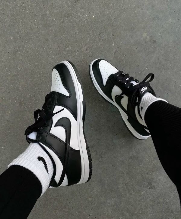 e06a4998-e95d-4613-84c9-9755a5908aee.jpg NIKE SB DUNK