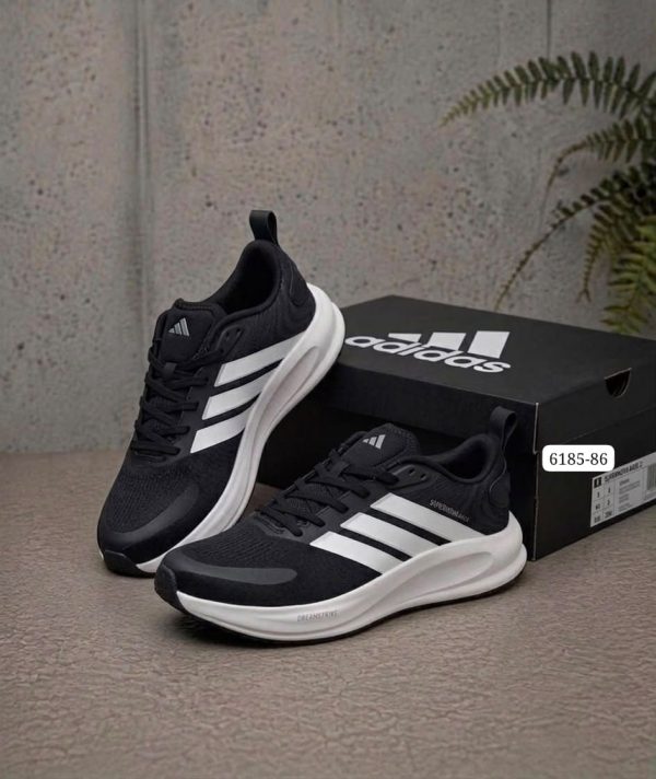 ADIDAS SUPERNOVA