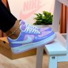 e8062124-c269-40e8-b03e-53ea9bb12b23.jpg NIKE CHAROL