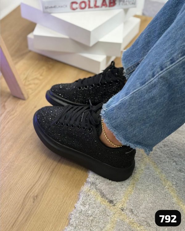 ALEXANDER MCQUEEN