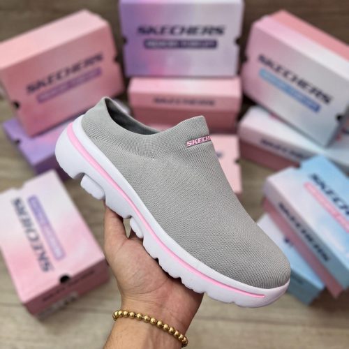 e924ad13-5c07-4db6-bf2b-ad355ad016f9.jpg SKECHERS