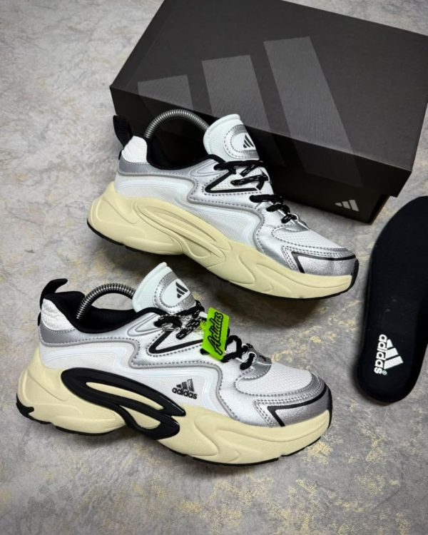 ADIDAS ALPHABOOST