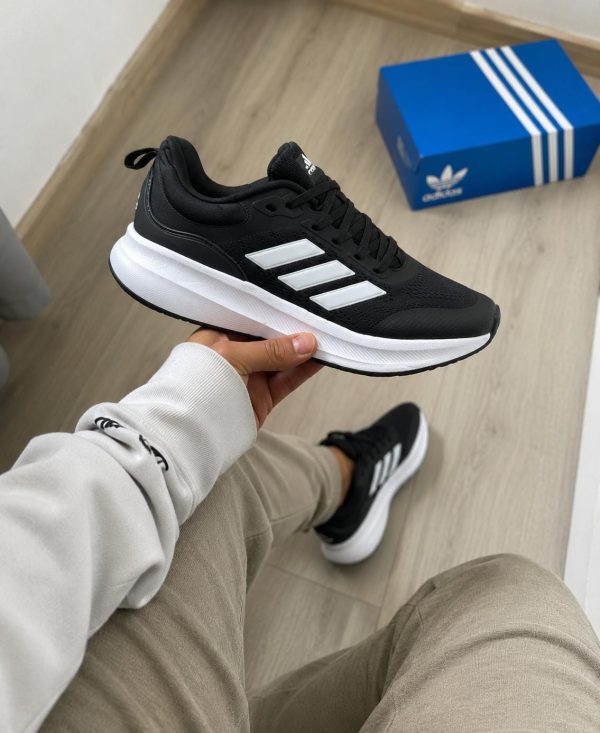 ADIDAS BOUNCE
