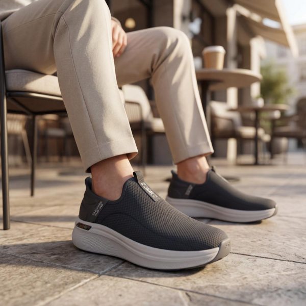 SKECHERS