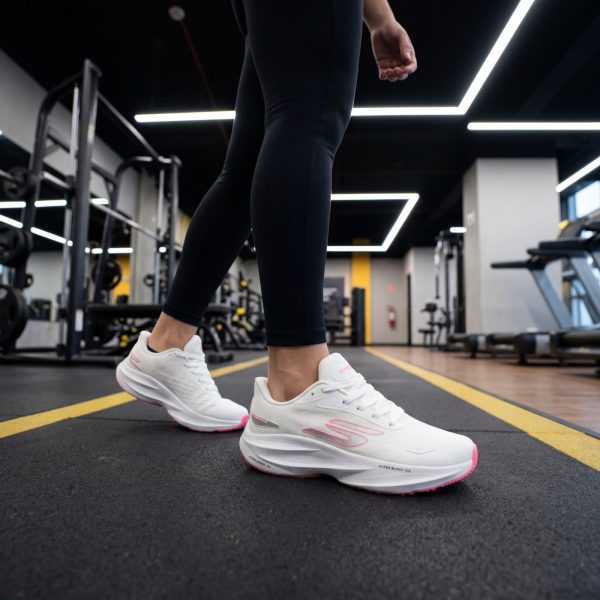SKECHERS