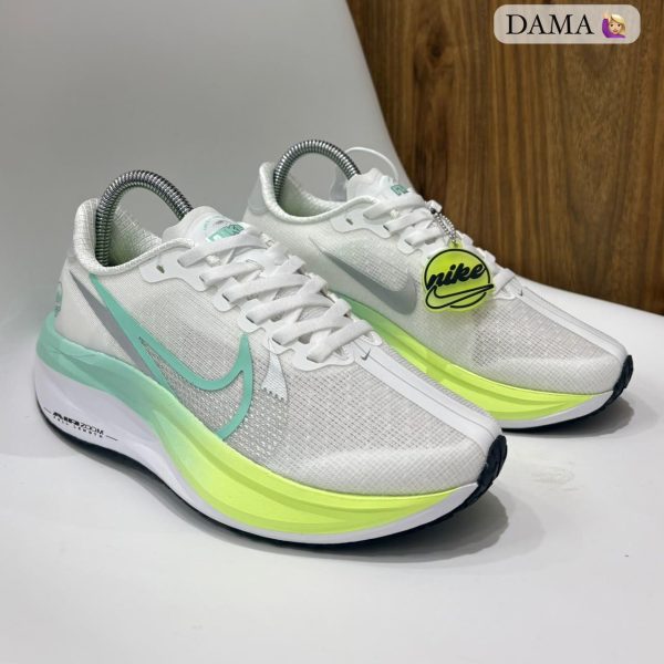 NIKE AIR ZOOM