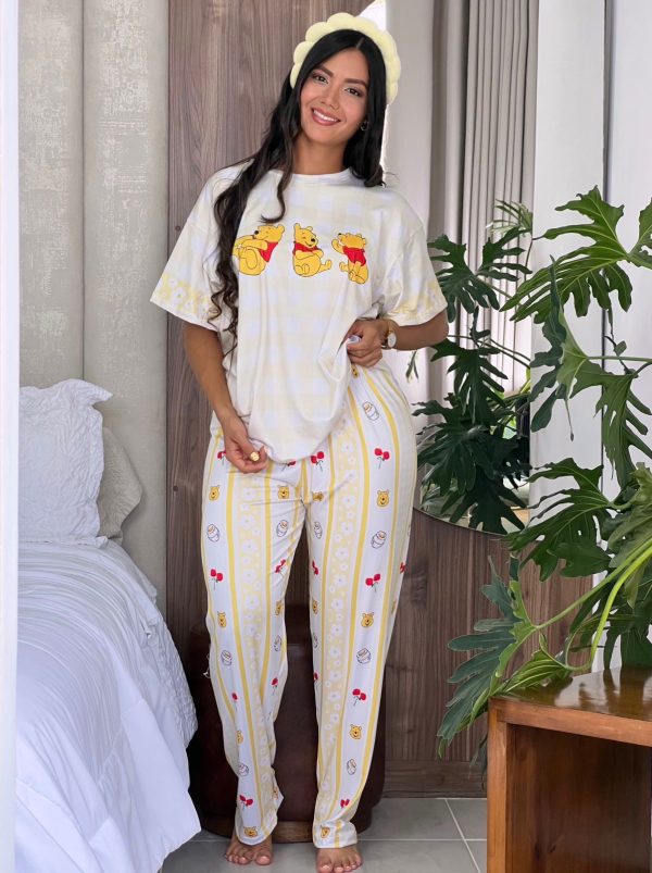 0cdf357e-fd50-45bd-9cf1-b05e7bf6a2cf.jpg PIJAMA OVERSIZE EN TELA DURAZNO