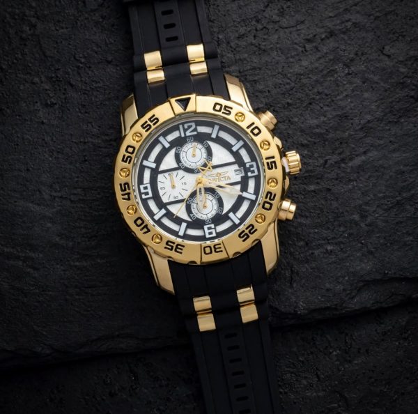 11072135-ffad-4c45-9a50-b6e166be61c2.jpg *INVICTA
