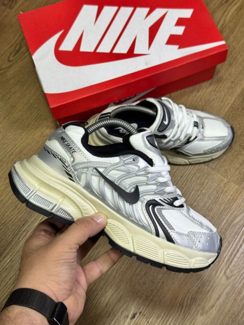 NIKE SKATE