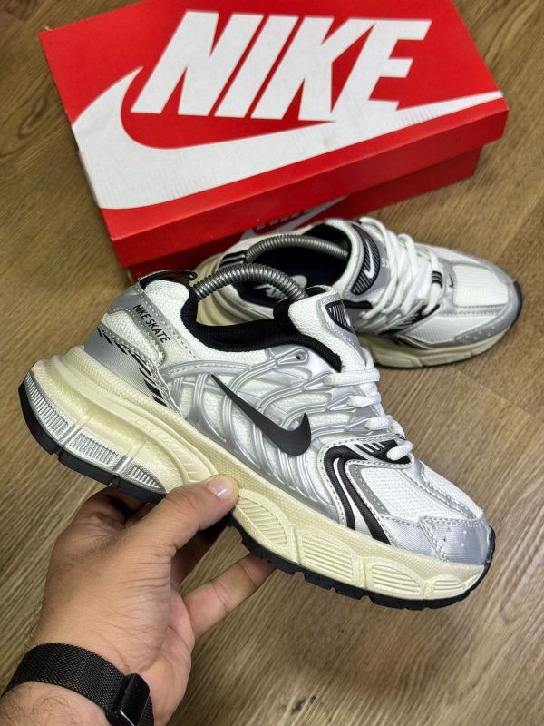 NIKE SKATE