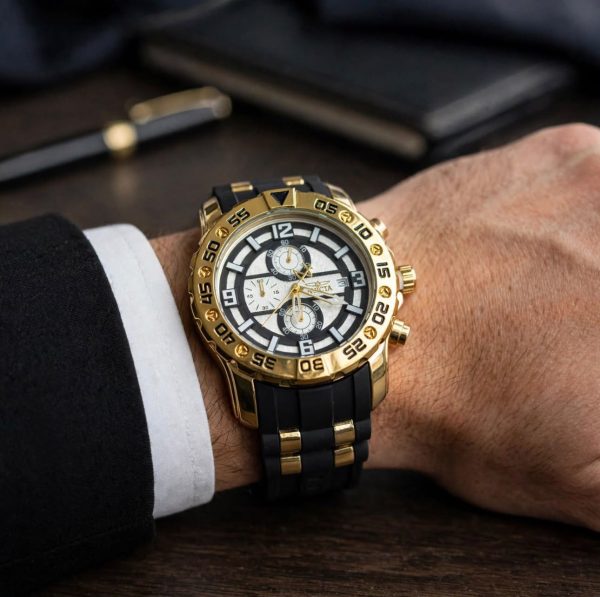 50c37a71-ae69-4c00-b742-a68775b5aee8.jpg *INVICTA