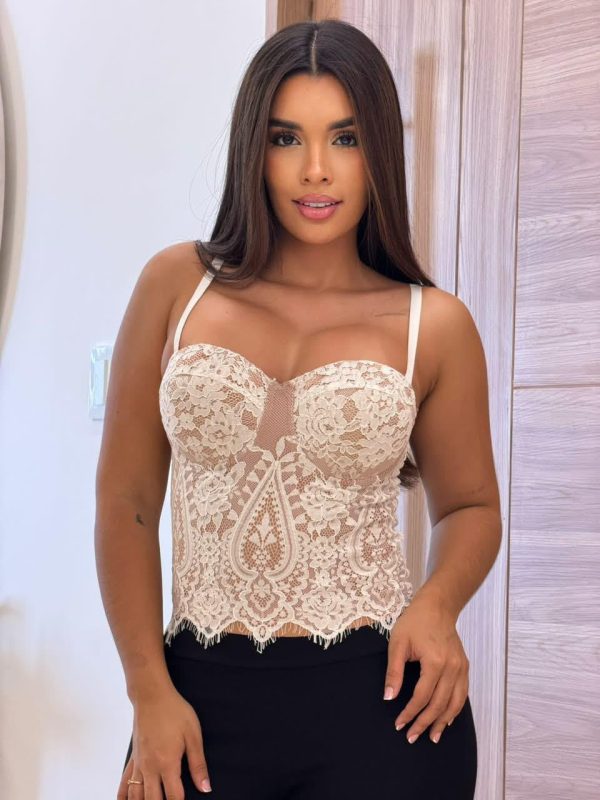 CROP TOP DE ENCAJE DAMA