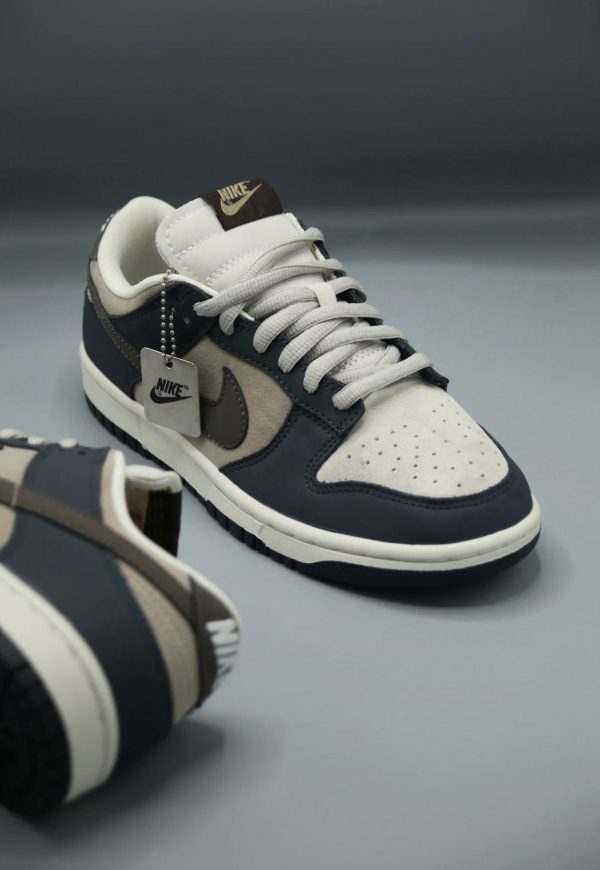 NIKE DUNK