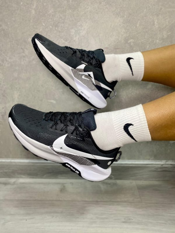 N1k3 ZOOM PEGASUS
